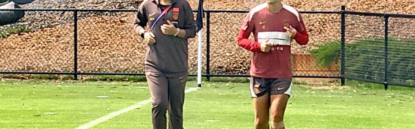 开云中国-中国女足在珀斯首次训练，唐佳丽单独训练，陈巧珠缺席