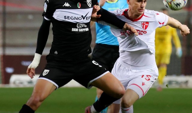 开云中文官网-意乙斯佩齐亚客场2：2战平帕多瓦，科莫托首发打满全场|多纳多尼|帕多瓦队|AC米兰|米兰|教练_新浪体育_新浪新闻